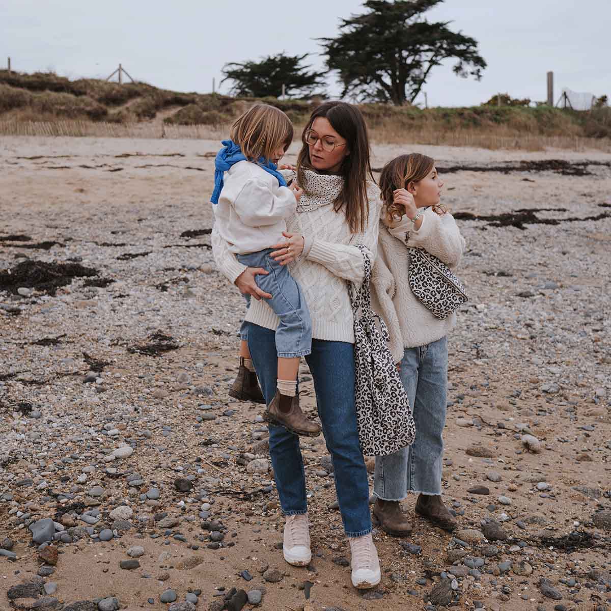 Muslin - Black Hearts