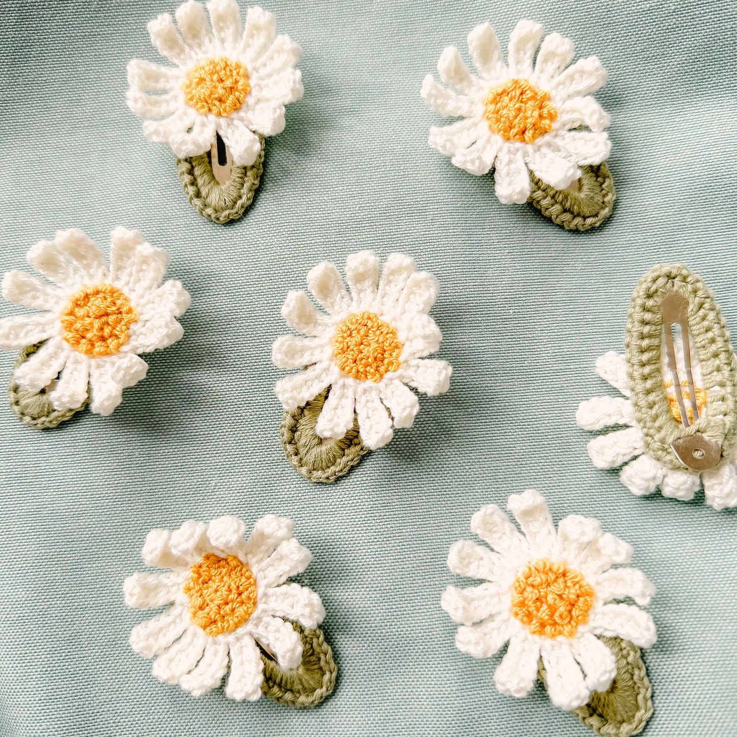 Daisy Crochet Hair Clips