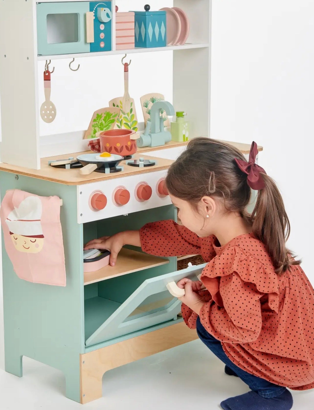 Tender Leaf - Kitchen Range